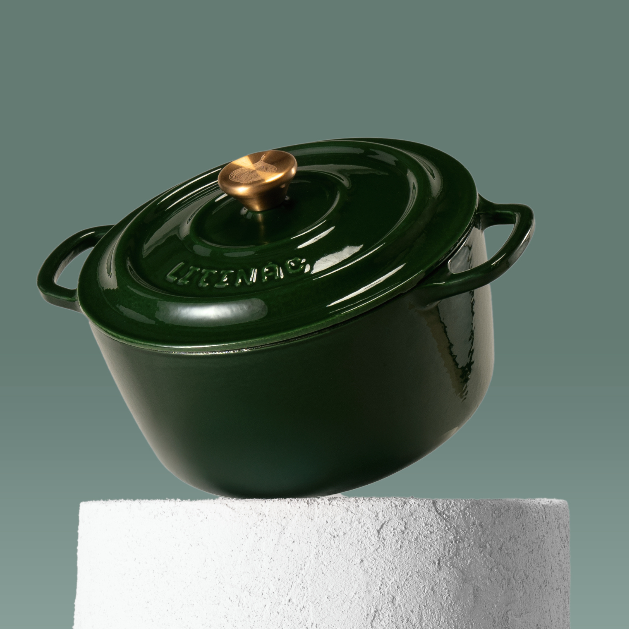 Litinový hrnec edice Jana Punčocháře se smaltovaným povrchem, velikost 24 cm, vhodný na všechny typy sporáků, včetně indukce.