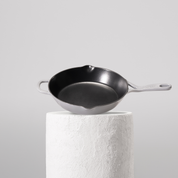 Perlově šedá 28cm