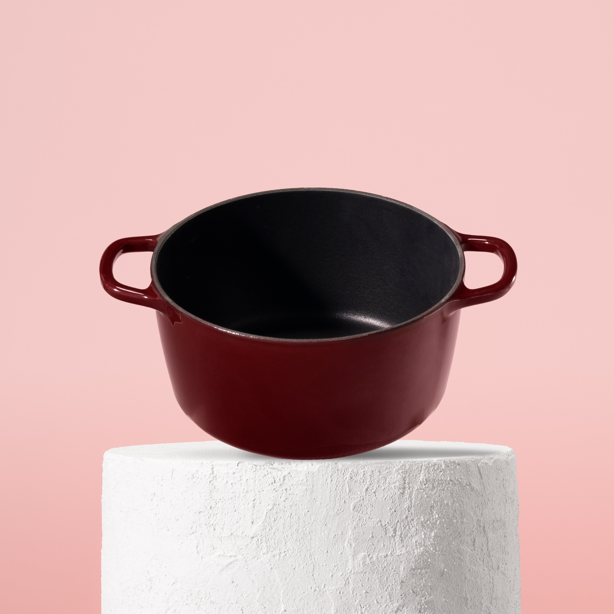 Prémiový litinový hrnec 22 cm se smaltovaným povrchem pro dokonalé výsledky vaření. Nepřilnavý povrch, snadná údržba. Barva: červená.