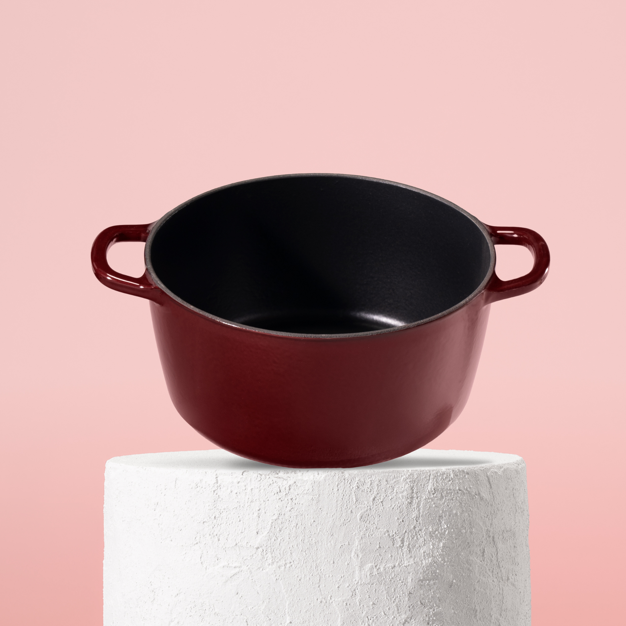 Prémiový litinový hrnec 24 cm se smaltovaným povrchem pro dokonalé výsledky vaření. Nepřilnavý povrch, snadná údržba. Barva: červená.