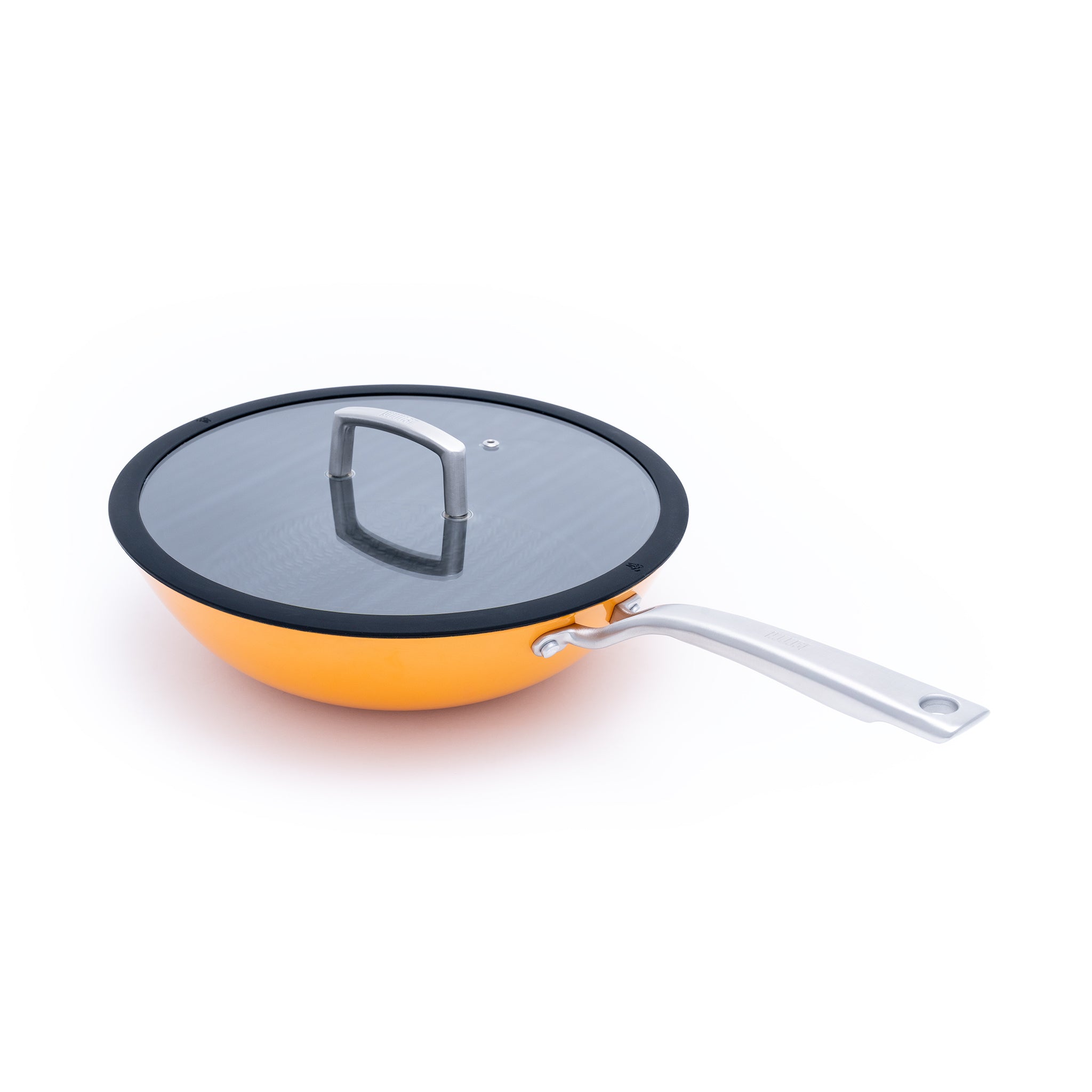 Litinový wok o průměru 30 cm, vyrobený z tenkostěnné litiny. Barva: oranžová. Vhodný pro zdravé asijské vaření a smažení.
