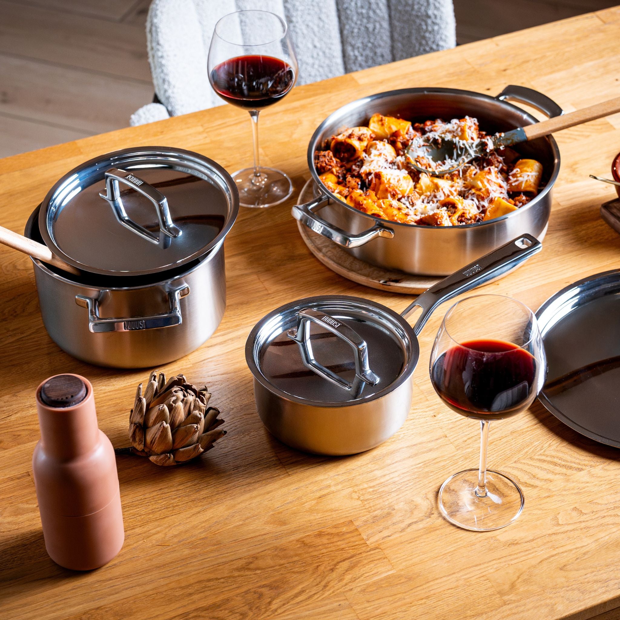 sada z Vicevrstve nerezove oceli – panev, hrnec a saute panev s dokonalym rozvodem tepla