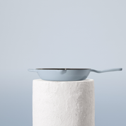 Smaltovaná litinová pánev