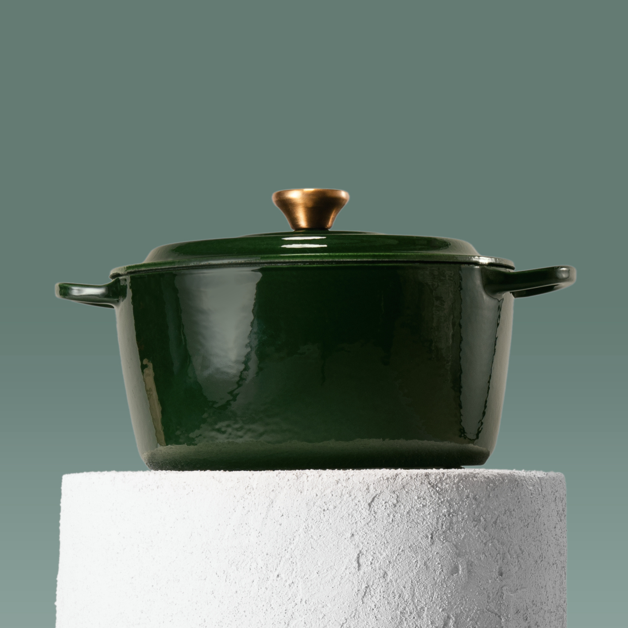 Litinový hrnec edice Jana Punčocháře se smaltovaným povrchem, velikost 24 cm, vhodný na všechny typy sporáků, včetně indukce.