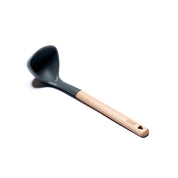 Naběračka HUUUST z odolného silikonu – zlatavá barva a elegantní tvar